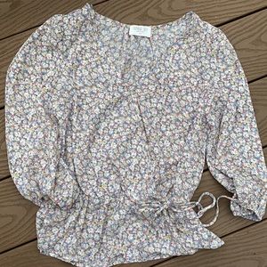 Sienna Sky pretty spring floral blouse top xs
